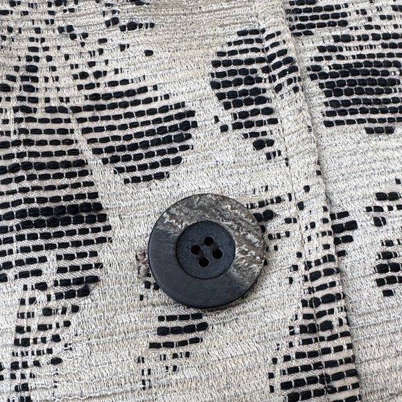 Lafayette 148 New York Chic Black and Cream Blazer size 4 - Picture 3 of 12